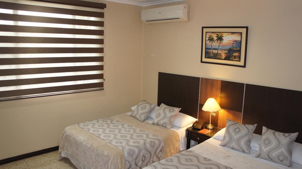 Urdesa Suites Hotel Guayaquil Exterior foto