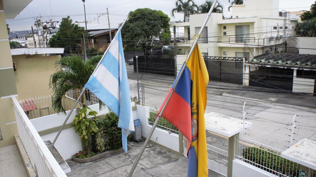 Urdesa Suites Hotel Guayaquil Exterior foto