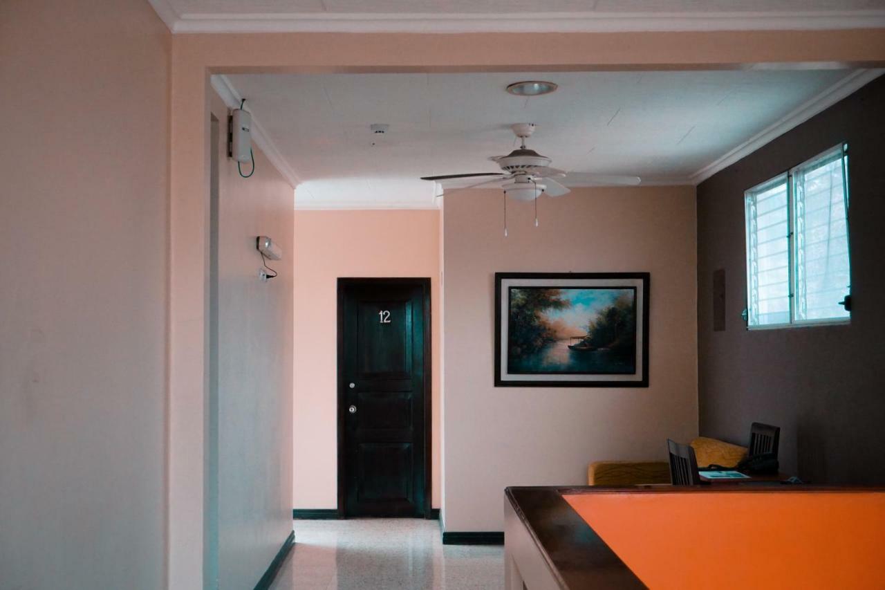 Urdesa Suites Hotel Guayaquil Exterior foto